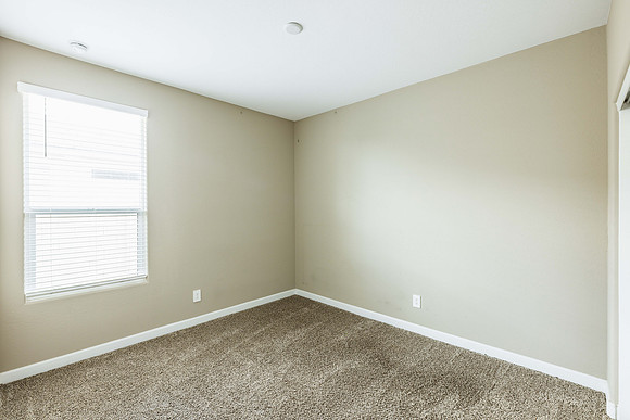 37703 W San Ildefanso Ave --16