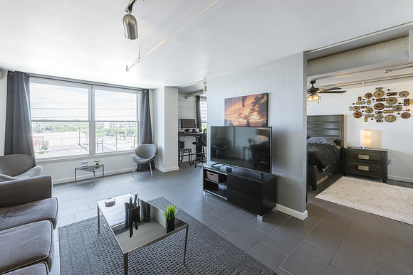 535 West Thomas Road 503--6
